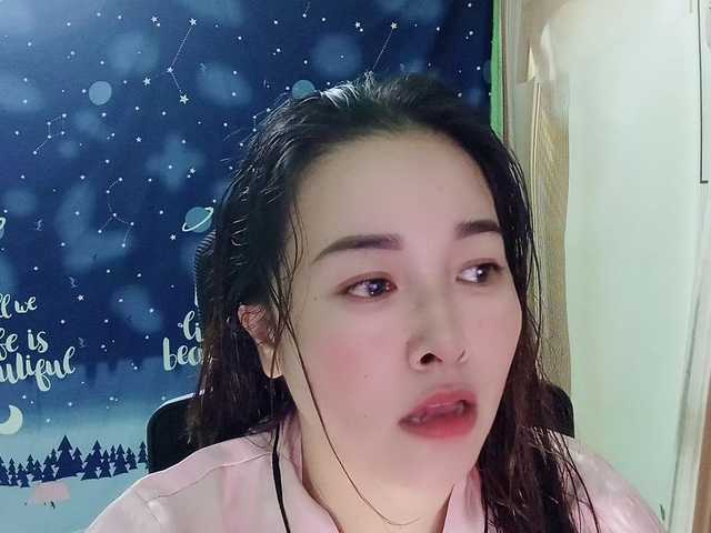 Benahot69 online show from August 7, 1:38 am