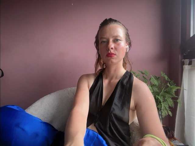 BettyLovely online show from August 6, 4:17 pm