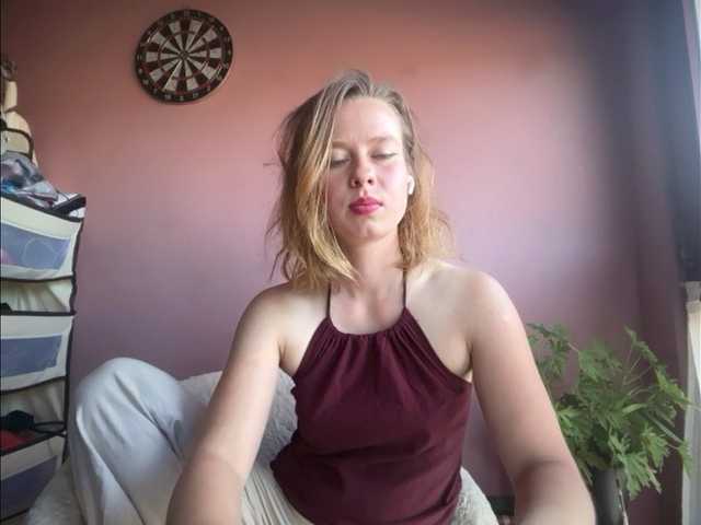 BettyLovely online show from August 11, 3:58 pm