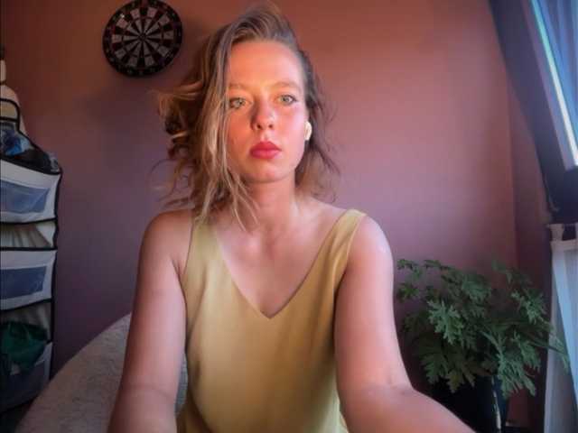 BettyLovely online show from August 15, 6:12 pm