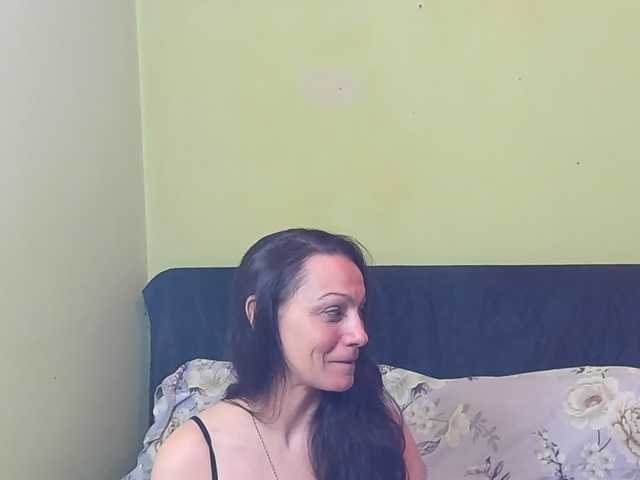 BettyVespoli online show from June 5, 5:07 pm