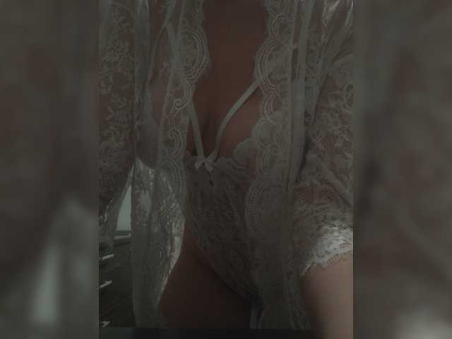 Biggirl777 online show from August 8, 9:59 pm