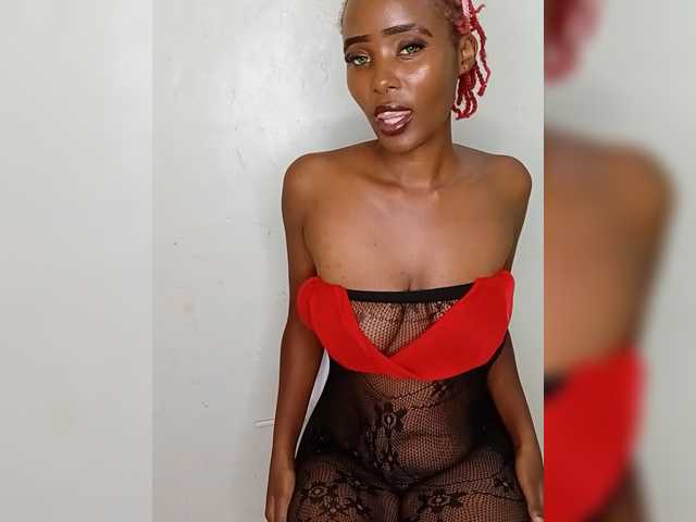 BlacksugarBaby online show from July 17, 10:15 am