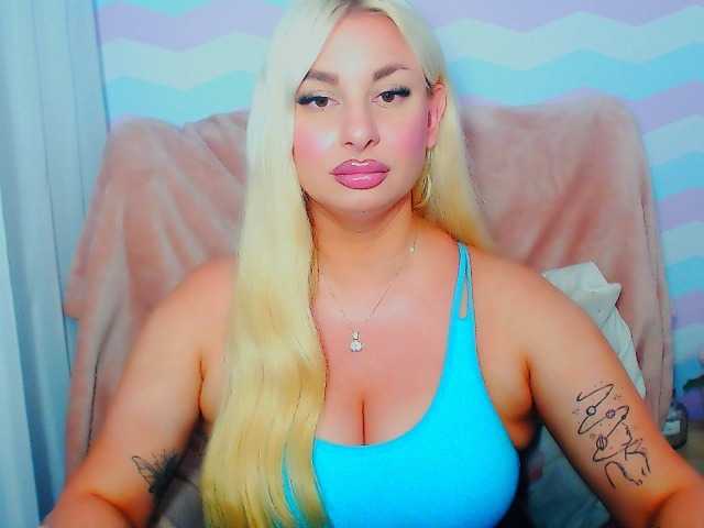 BlondAna online show from July 15, 9:49 pm