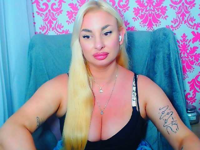 BlondAna online show from July 31, 12:06 am