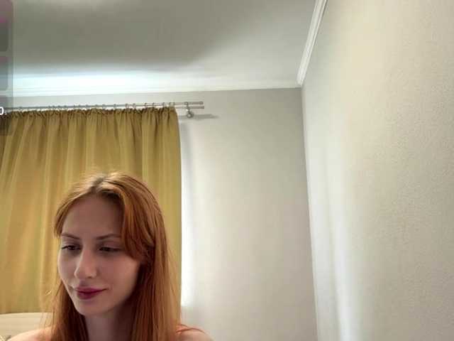 BlondyBun online show from August 6, 7:07 am