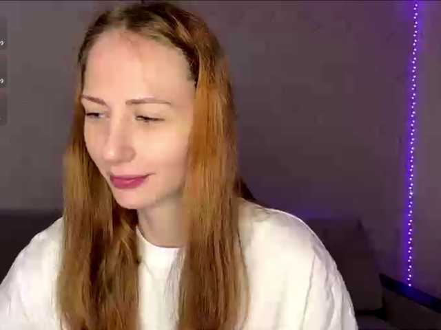 BlondyBun online show from August 15, 8:18 am