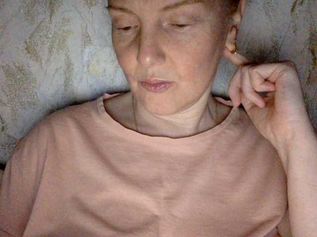 BlondyVio online show from August 13, 8:45 pm