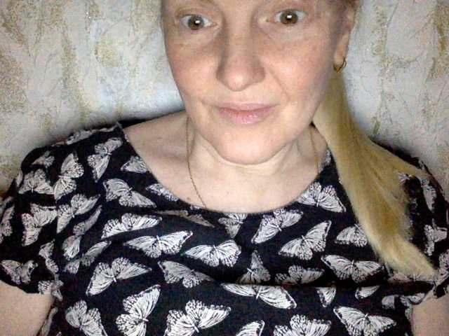 BlondyVio online show from August 14, 7:39 pm