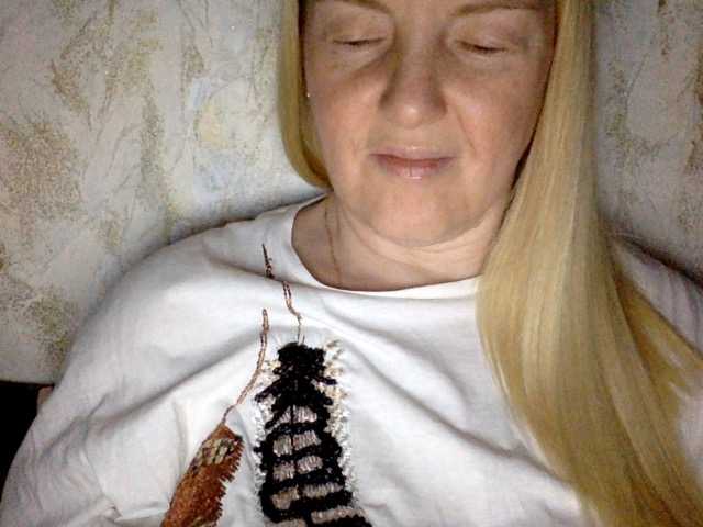 BlondyVio online show from August 16, 6:12 pm