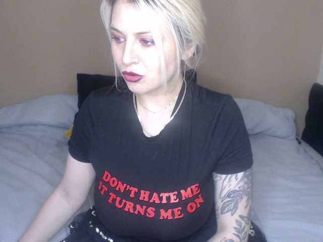 BlueIvy69 online show from May 31, 6:43 pm
