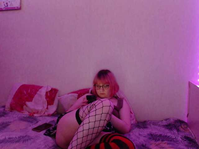 Bonnie-Petite online show from August 17, 4:01 pm