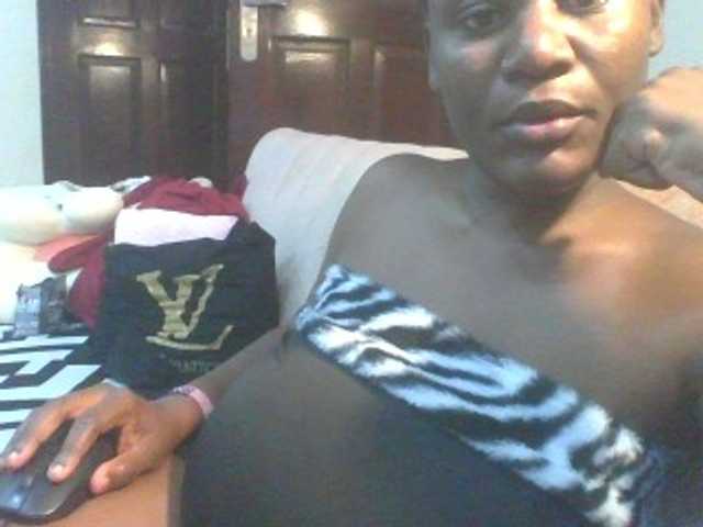 BoobieQueen online show from July 19, 10:12 pm