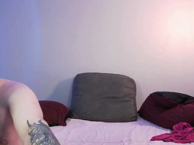 Brenden0Sati online show from August 11, 12:40 pm
