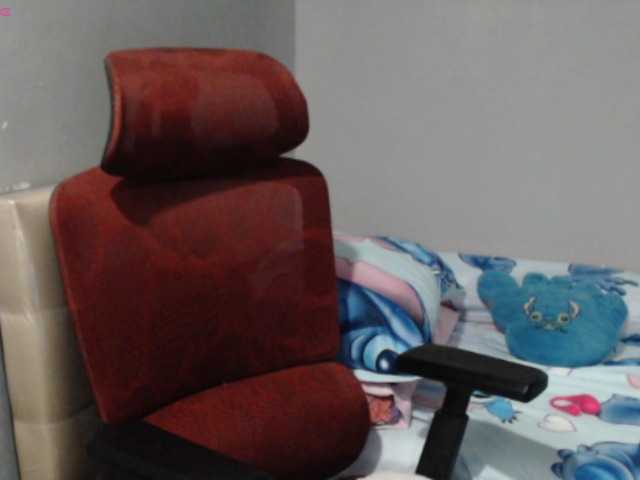 BubbleButtPinay online show from August 10, 7:54 am