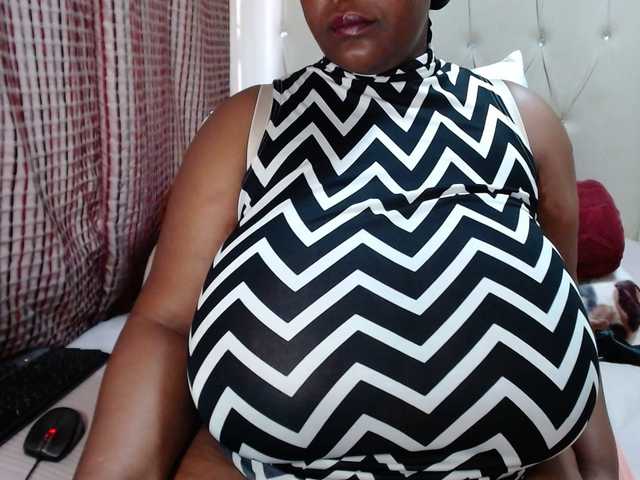 BustyBabeX online show from August 4, 8:33 am