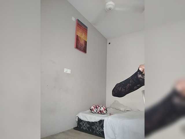 Camdolie online show from July 17, 6:46 am