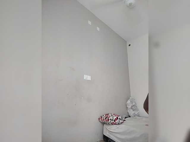 Camdolie online show from August 14, 7:34 am