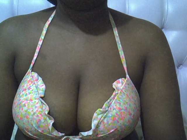 Camilapretty01 online show from July 1, 11:27 pm