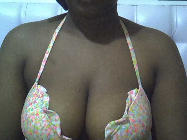 Camilapretty01 online show from July 2, 11:50 pm