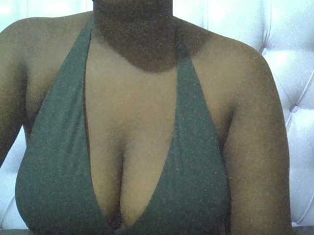 Camilapretty01 online show from July 25, 10:47 pm