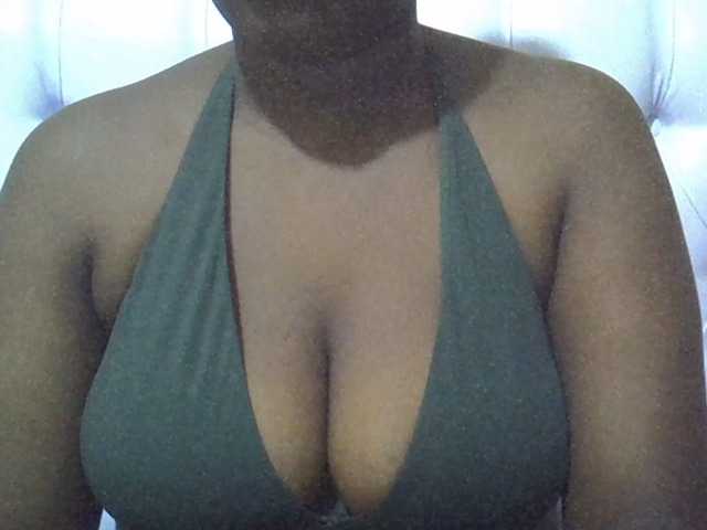 Camilapretty01 online show from July 29, 9:44 pm