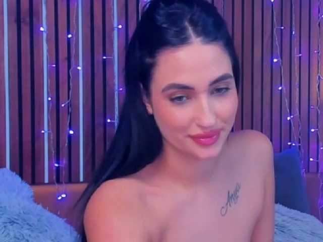CamillaParis online show from August 15, 2:37 am