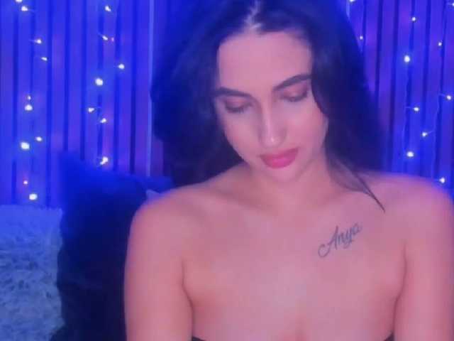 CamillaParis online show from August 15, 4:49 am