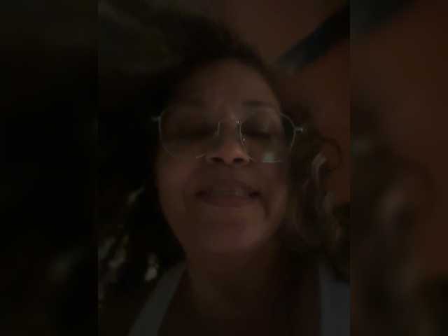 Candela-lat online show from April 4, 6:37 pm