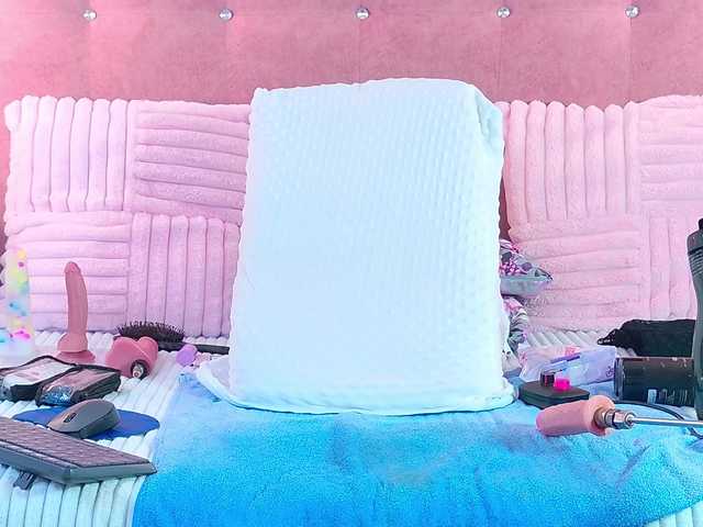 Candy-Mari online show from August 11, 3:58 pm