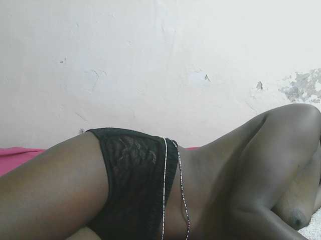 Candy-lover online show from August 11, 10:45 pm