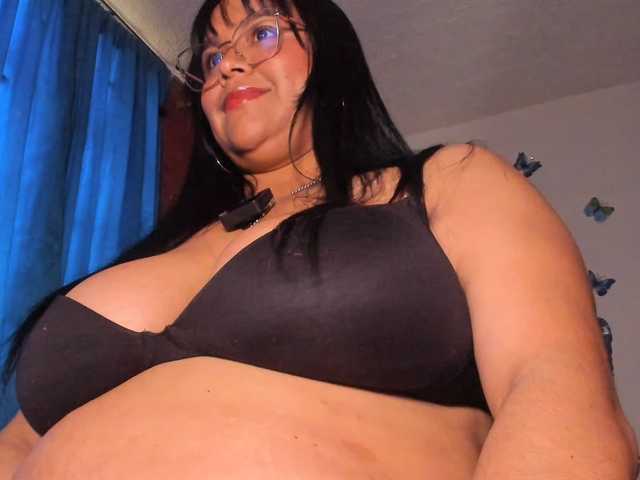 CandyBrowm online show from August 18, 2:12 pm