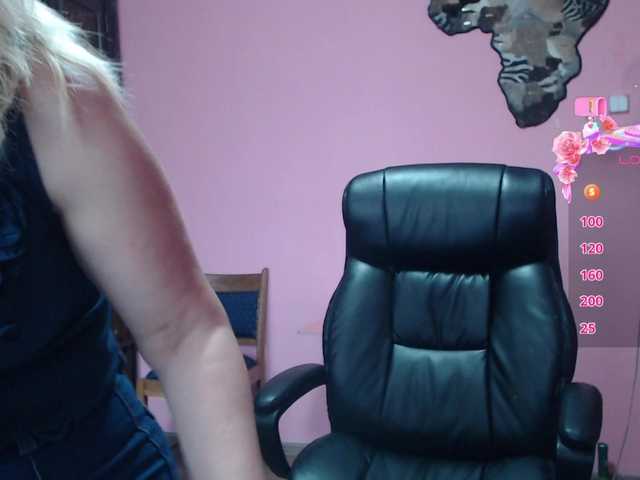 CandyHellenx online show from May 13, 6:13 am