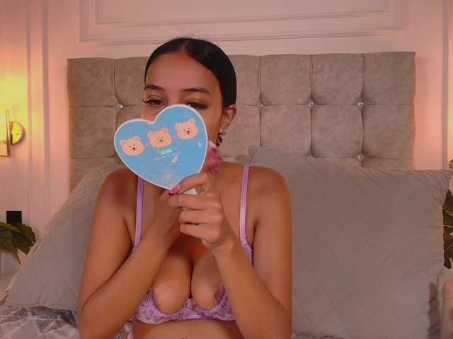 CandyLips4 online show from August 26, 12:12 pm