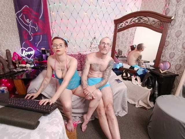CandysReaperCouple420 online show from June 2, 5:32 am