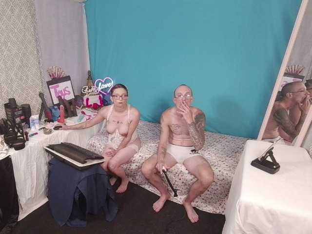 CandysReaperCouple420 online show from July 25, 6:17 am