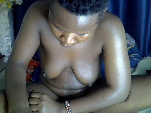 Caramel01 online show from August 8, 10:10 pm