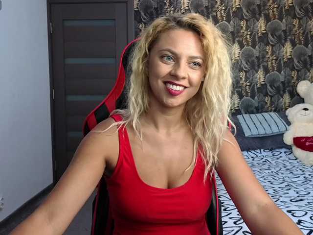 CarlaStaceeFun online show from August 4, 5:48 am