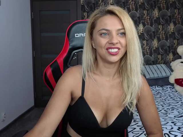 CarlaStaceeFun online show from August 6, 10:36 am