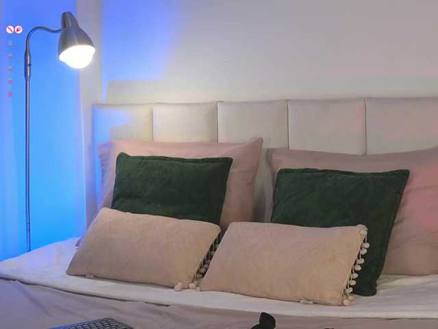 Carol-Ferrer online show from August 14, 11:52 pm
