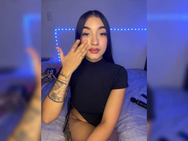 KelsiEvans online show from September 2, 8:11 pm