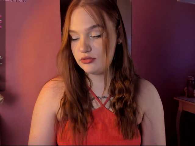 CarolineLovers online show from August 8, 9:04 pm