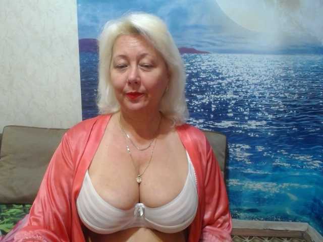 ViktoriaCool online show from August 14, 9:02 am