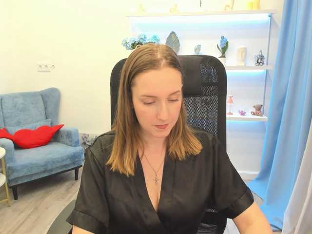 CaseyTerini online show from July 17, 8:47 am