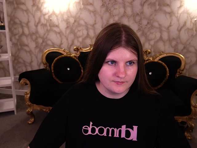 CassandraGoldd online show from August 9, 12:39 pm