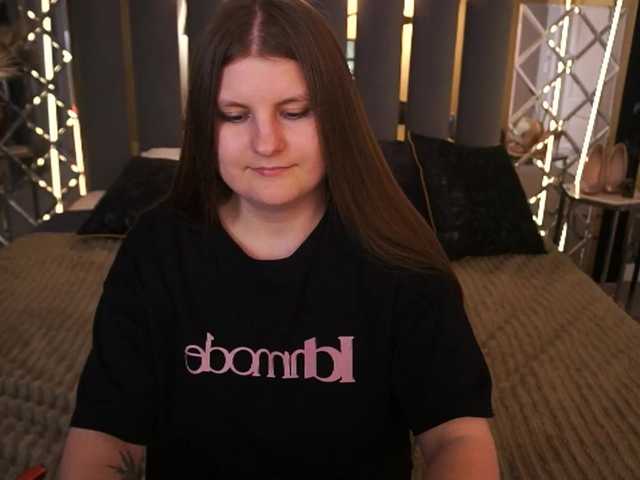 CassandraGoldd online show from August 15, 12:42 pm