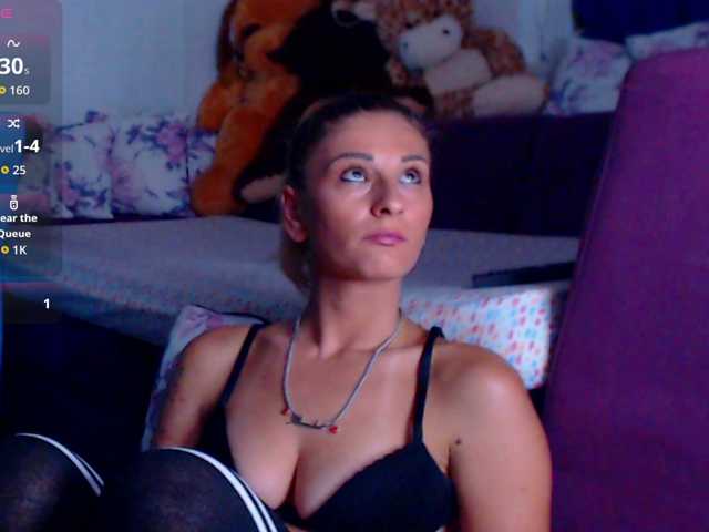 CassieSpell online show from July 23, 9:28 pm
