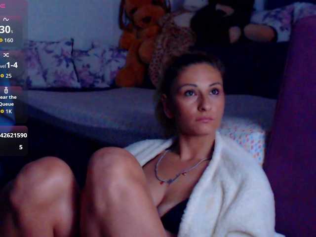 CassieSpell online show from July 29, 9:55 pm