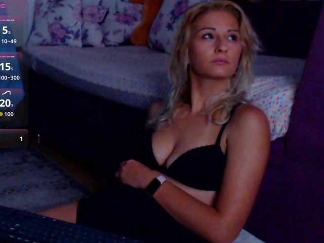 CassieSpell online show from August 5, 9:57 pm