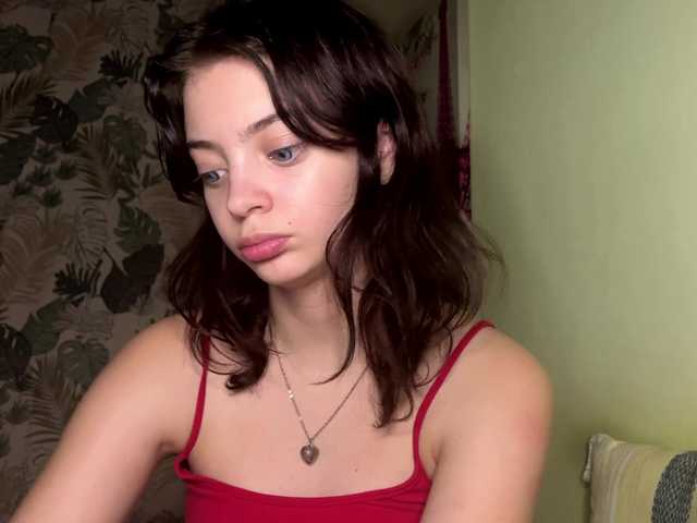 CassyVixen online show from August 2, 8:05 pm